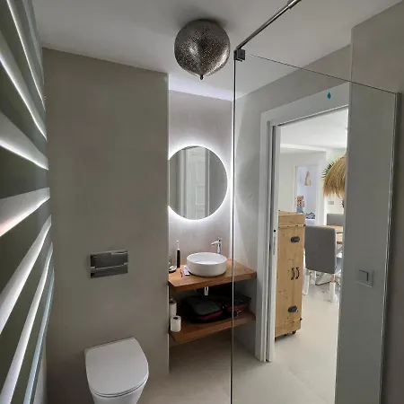 Apartmanhotel Almadrava Paradise Et Eden Roses