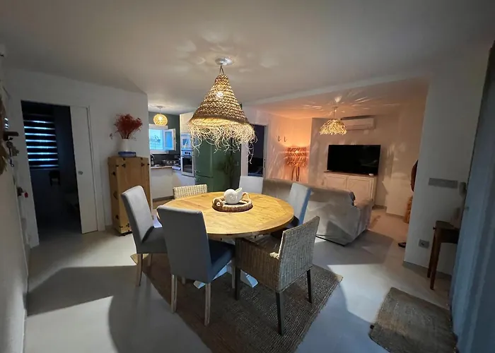 Almadrava Paradise Et Eden 公寓式酒店 3*