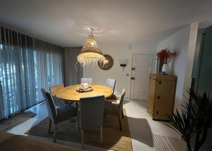 Almadrava Paradise Et Eden 公寓式酒店 3*